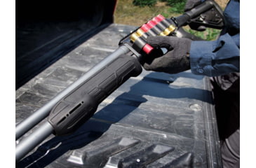 Image of Adaptive Tactical EX Forend, Mossberg 500/590/88 Shotgun, Black, AT-02006-F