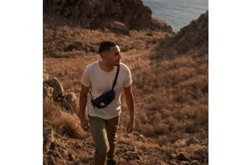 Image of Fjallraven Ulvo Hip Pack Medium, Dark Grey, One Size, F23165-030-One Size