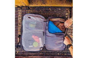 Image of Gregory Border Traveler 30 L Pack, Total Black, One Size, 139312-2426