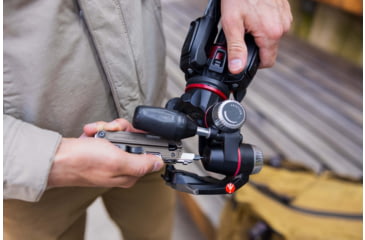 Image of Leatherman ARC Multi-Tool, 2.76in, MagnaCut Stainless Steel Blade, Talos 420 Stainless Steel Handle, 833328