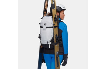 Image of Mammut Aenergy ST 32L Snow Pack - Womens, White/Black, 2560-00192-0246-1032