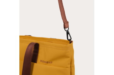 Image of Moment 19L Everything Tech Tote, Workwear, 106-198