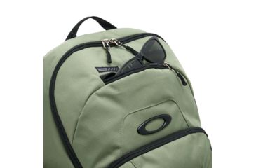 Image of Oakley Blade 30 Backpack - Mens, Washed Army, One Size, 92877-74B-74B-U