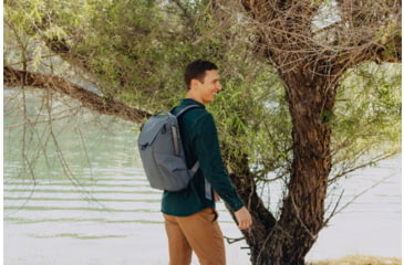 Image of Peak Design Everyday 20 Liters Backpack, Ocean, BEDB-20-DS-3