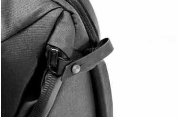 Image of Peak Design Everyday V2 Backpack, 20 Liters, Black, BEDB-20-BK-3