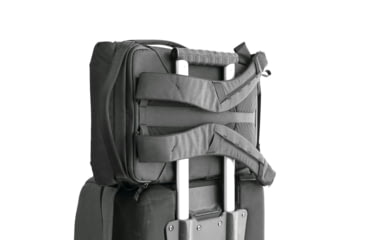 Image of Peak Design Everyday V2 Backpack, 20 Liters, Black, BEDB-20-BK-3