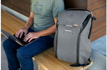 Image of Peak Design Everyday V2 Backpack, 30 Liters, Charcoal, BEDB-30-CH-3