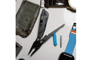 Image of SOG Specialty Knives &amp; Tools Flash Multi-Tools, Gray/Cyan, SOG-29-55-02-41