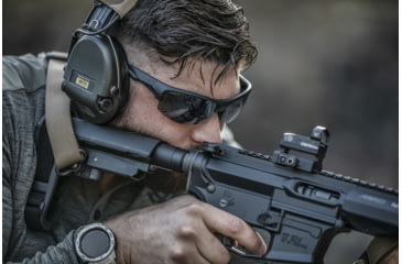 Image of STNGR Hi-Speed Ballistic Sunglasses, Matte Black/Smoke, Medium/Large, XF-VEYJ-IIDL