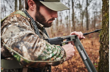 Image of Summit Viper Level Pro SD Treestand, RealTree Timber Camo, SU81141