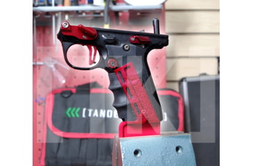 Image of TANDEMKROSS Magazine Vise Block For .22LR Platforms, Red, TK00N0354RED1