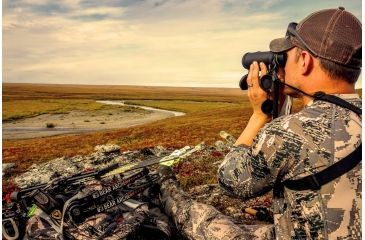 Image of Vanguard Endeavor ED II 10x42 mm Binoculars, Roof Prism, Black, Endeavor ED II 1042