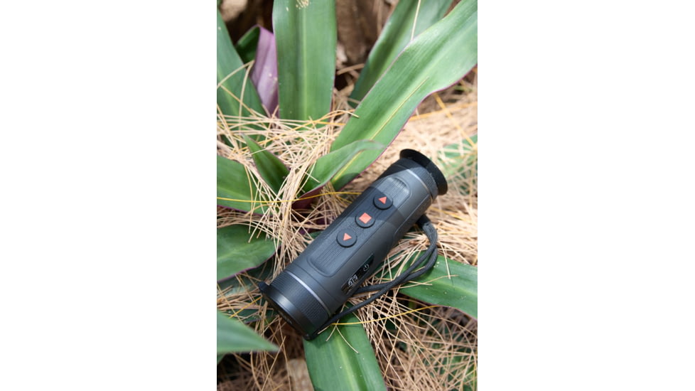 ATN BlazeTrek-325 2.7x - 21x Thermal Imaging Monocular 12 Micron, 384x288, Black, TIMNBLT325