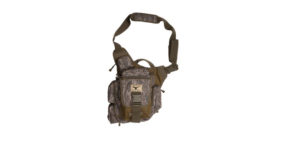 Avery Outdoors Messenger Bag, Timber, 690