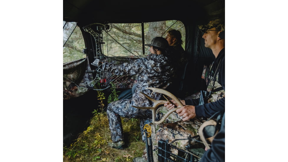 Barronett Blinds Beast Hub Blind, Backwoods Camo, BE650BW