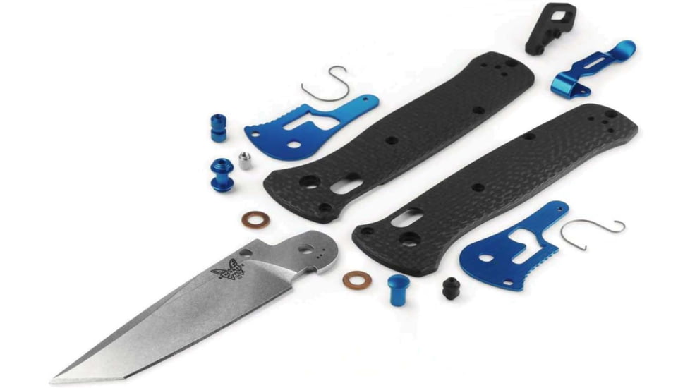 Benchmade Bailout Folding Knife, 3.38in, M390 Stainless Steel, Tanto, Carbon Fiber, Carbon Fiber, 537-09