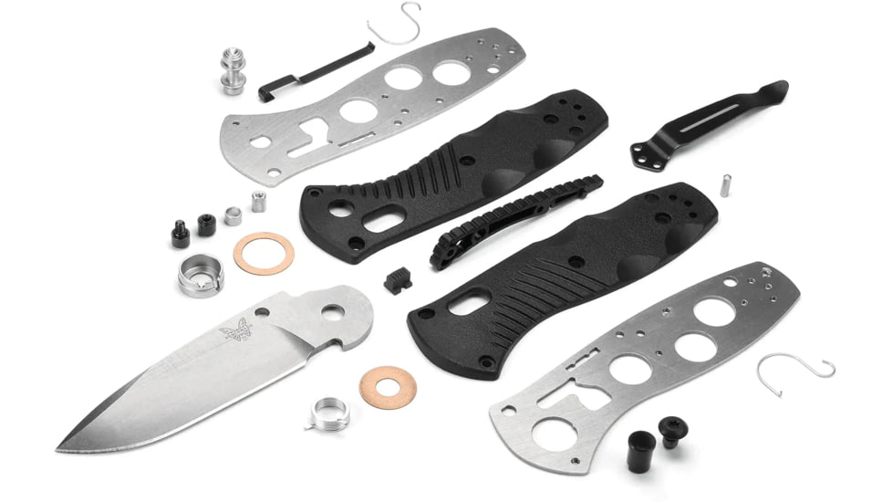Benchmade Mini-Barrage Folding Knife, Plain Edge, Satin Blade 585