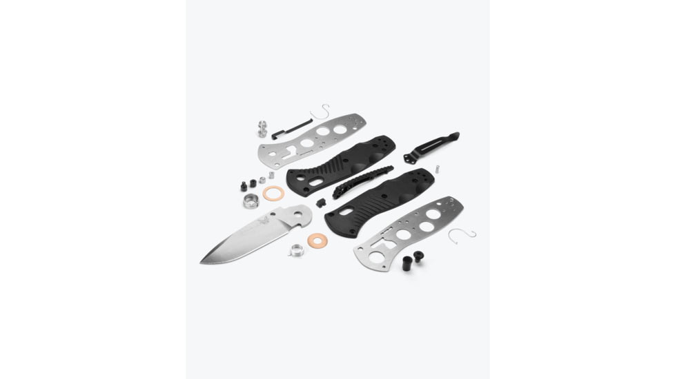 Benchmade Mini-Barrage Folding Knife, Plain Edge, Satin Blade 585