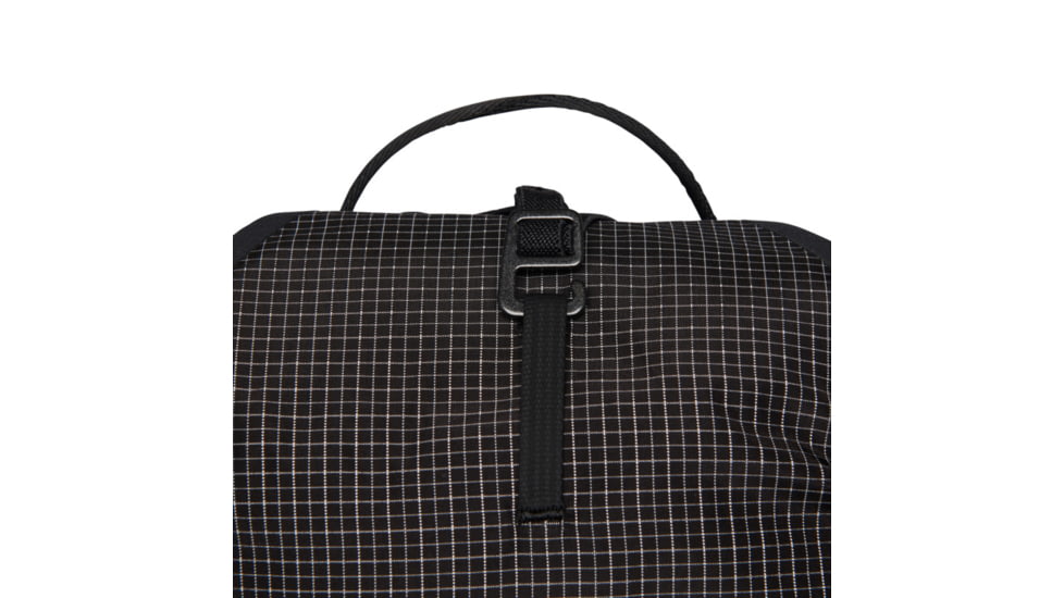 Black Diamond 8L Distance Backpack, Black, Large, BD6800320002LRG1