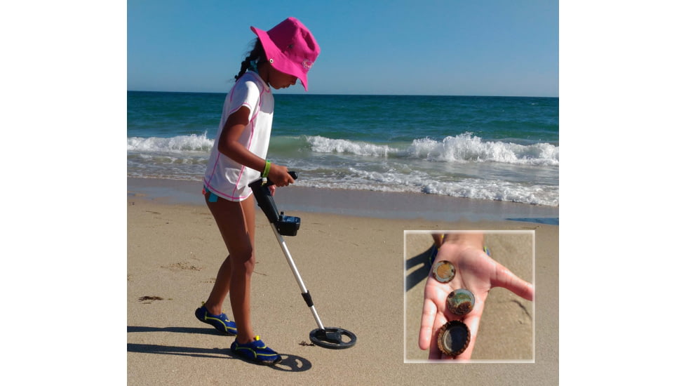 Bounty Hunter Junior Metal Detector w/ 5in Depth Detection - BHJS