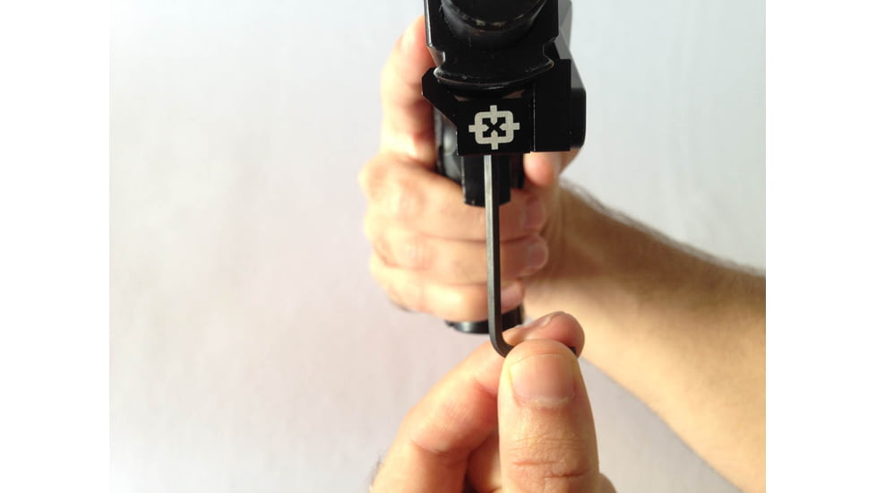Cross Armory Thumb Grip, Pistol Thumb Rest 3.5X1.75X1.75, Aluminum, crTG