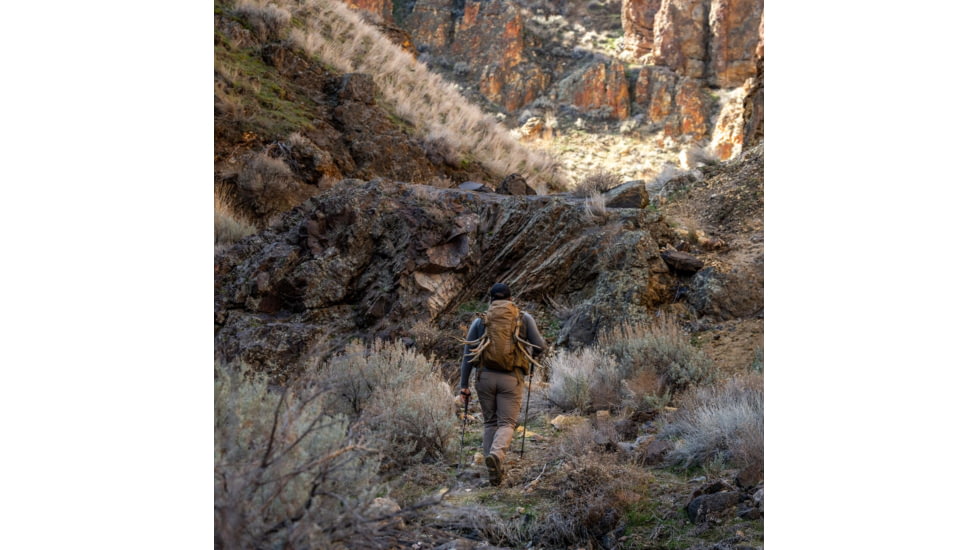 Eberlestock Freefall 2000 Pack, Coyote Brown, 32L, V7MC