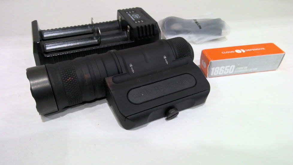 EDEMO Cloud Defensive Optimized Weapon Light, 18650, 1250 Lumens, Flat Black, OWL-BLK, EDEMO5