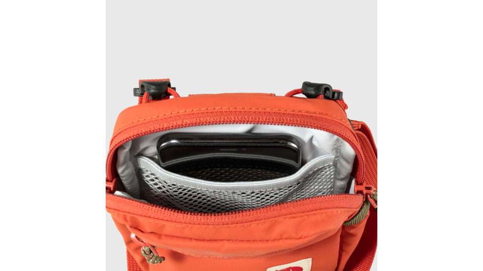 Fjallraven High Coast Pocket, Rowan Red, One Size, F23226-333-One Size