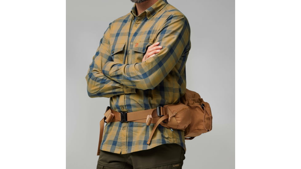 Fjallraven Singi Hip Pack 10 - Unisex, Khaki Dust, One Size, F2346-228OS