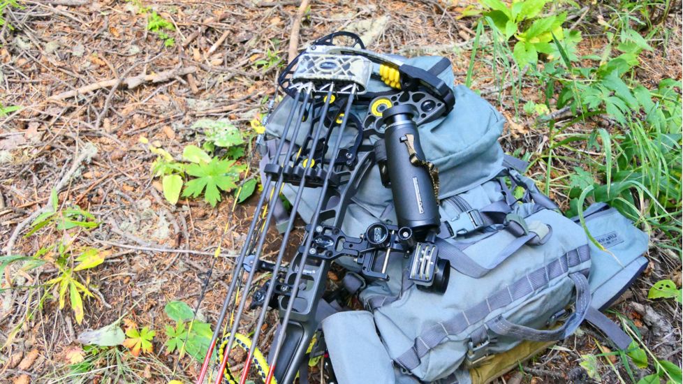 German Precision Optics GPO PASSION HD 10x42HD Binocular, Charcoal Black, 10x42HD, B620