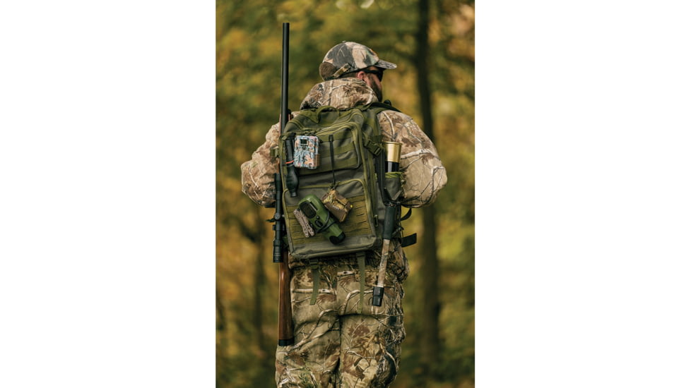 Goliath Backpacks Goliath Defender Backpack, Green,  23in x 16.5in x 5in, B09TRXQC3X