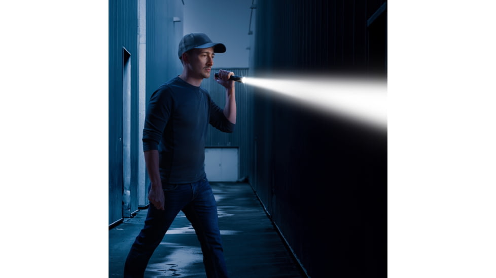 INova T4R Tactical/Police LED Light, T4RE-01-R8