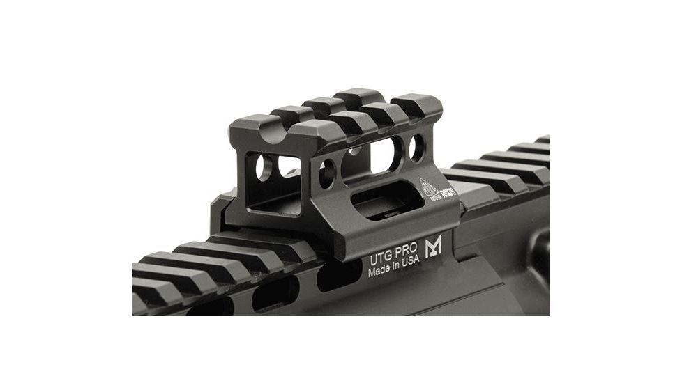 Leapers UTG Super Slim Picatinny Riser Mount, 0.75in Height, 3 Slots MT-RSX7S