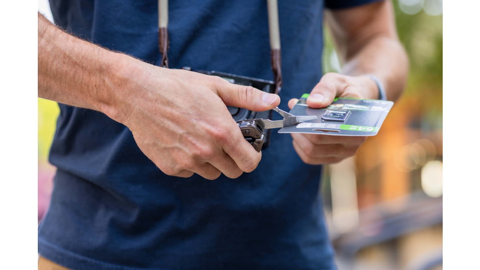 Leatherman ARC Multi-Tool, 2.76in, MagnaCut Stainless Steel Blade, Talos 420 Stainless Steel Handle, 833328