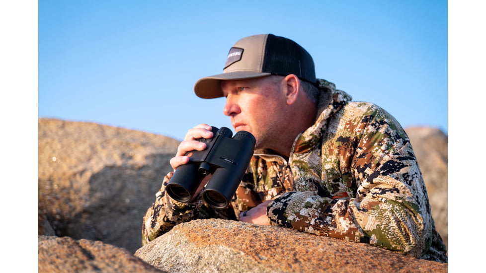 Leica Geovid R 8x42mm Rangefinder Binocular, LED, Black, 40811