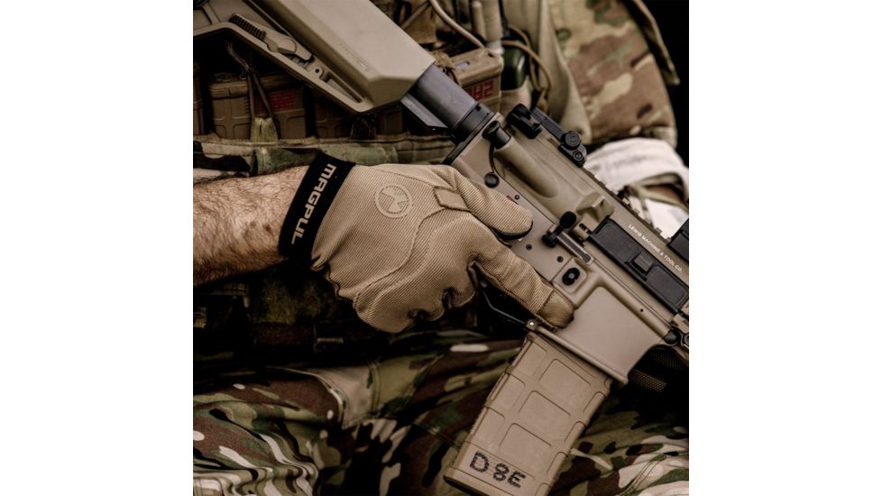 Magpul Industries Patrol Glove 2.0, Coyote, Medium, MAG1015-251-M