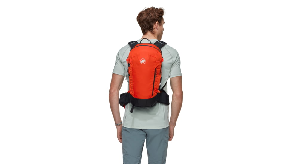 Mammut Lithium 20L Climbing Pack, Mammut Red-Black, 20 L, 2530-03172-3777-1020