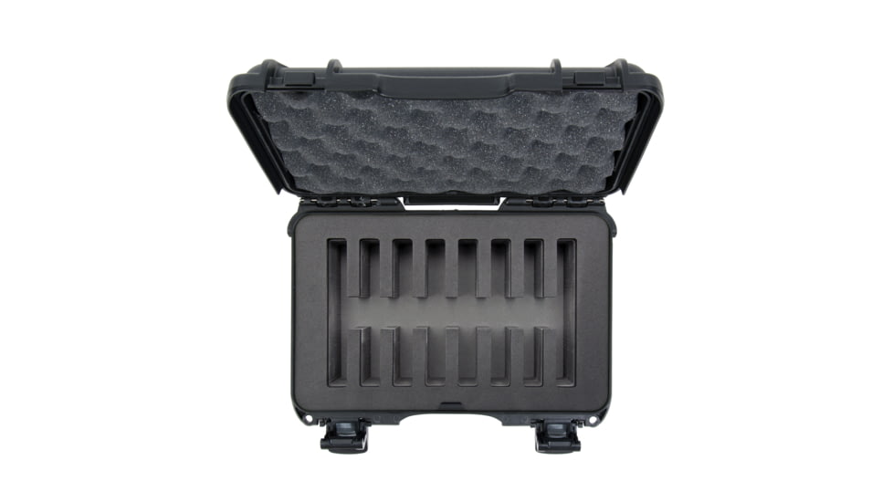 Nanuk Case 909 w/foam insert for 8 Knives, Black, Small, 909S-080BK-0A0-19327
