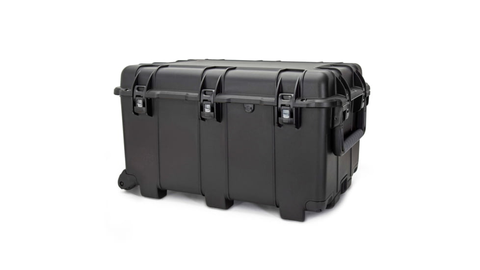 Nanuk 975 No Pull Handle Case w/ Wheels / Padded Divider