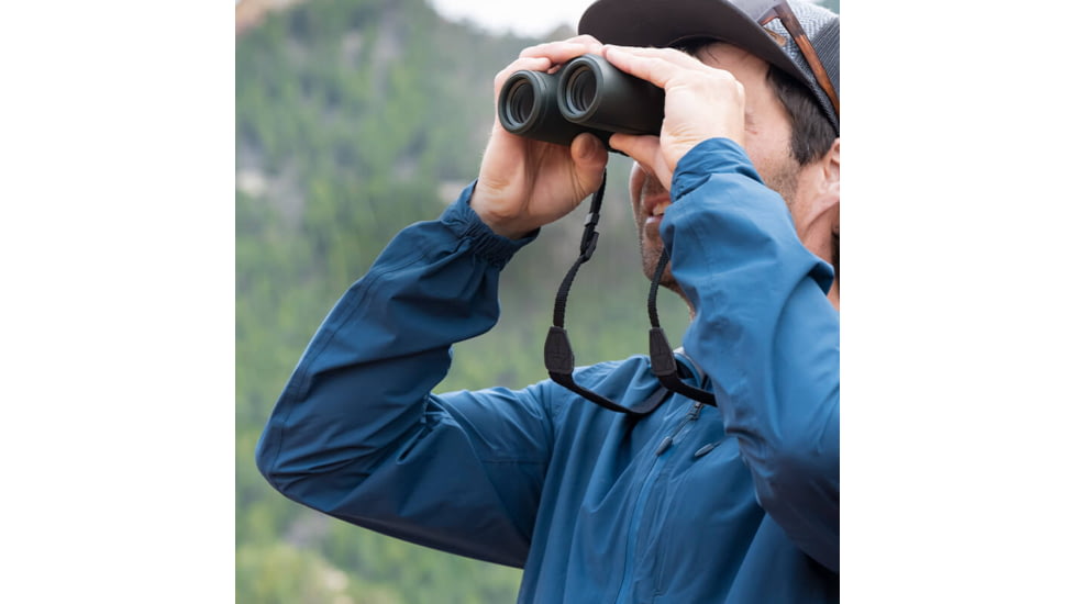 Nikon PROSTAFF P7 8x42mm Binocular, Roof Prism, Black, 16772