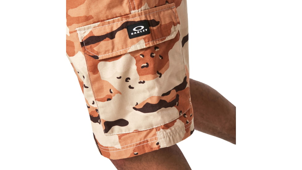 Oakley Utilitarian Cargo Short, Mens, B1B Camo Desert, 32, FOA401071-9H1-32