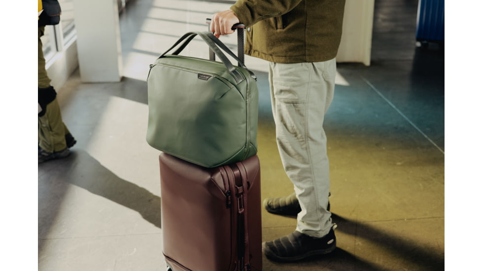 Peak Design 25L Travel Weekender, Sage, Large, BTRW-25-SG-2
