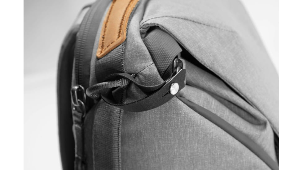 Peak Design Everyday V2 Backpack, 20 Liters, Ash, BEDB-20-AS-3