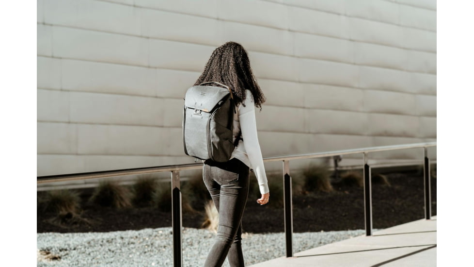 Peak Design Everyday V2 Backpack, 20 Liters, Charcoal, BEDB-20-CH-3