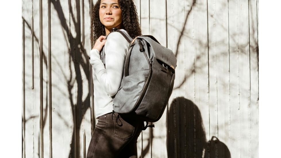 Peak Design Everyday V2 Backpack, 20 Liters, Charcoal, BEDB-20-CH-3