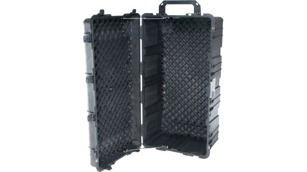 Pelican 0550 Transport Case w/ Foam, Black 0550-000-110