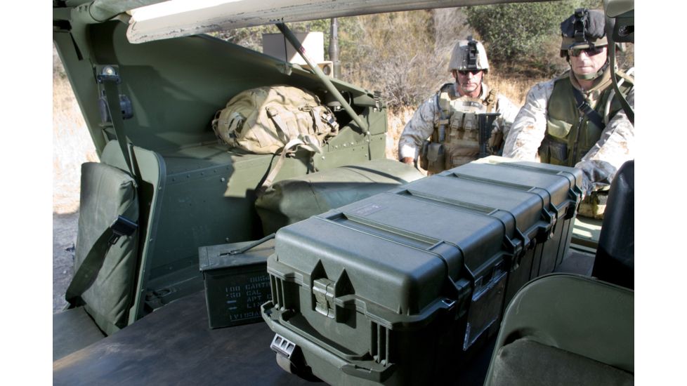 Pelican 1740 Series Long Case Crushproof Dry Box w/ Lid &amp; Foam, OD Green