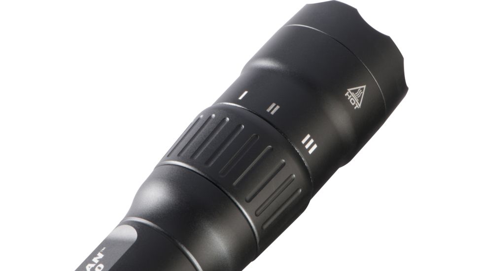 Pelican 7600, 3-Color Led Li-Ion Rechargeable, Black, 076000-0000-110