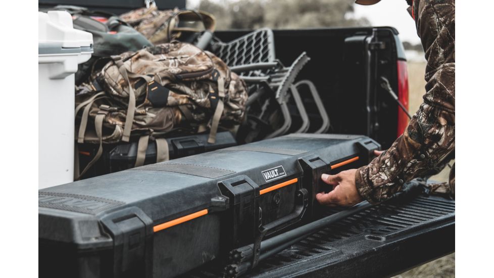 Pelican VAULT V770 Case, Single Rifle, 50x10x6 inch Internal, 51.47x13.15x6.65 inch External Dimension, Black, VCV770-0000-BLK