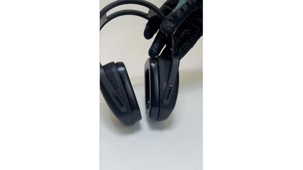 Pyramex PPM110 Ear Muff Passive Pro Foam 23 DB Over The Head Black